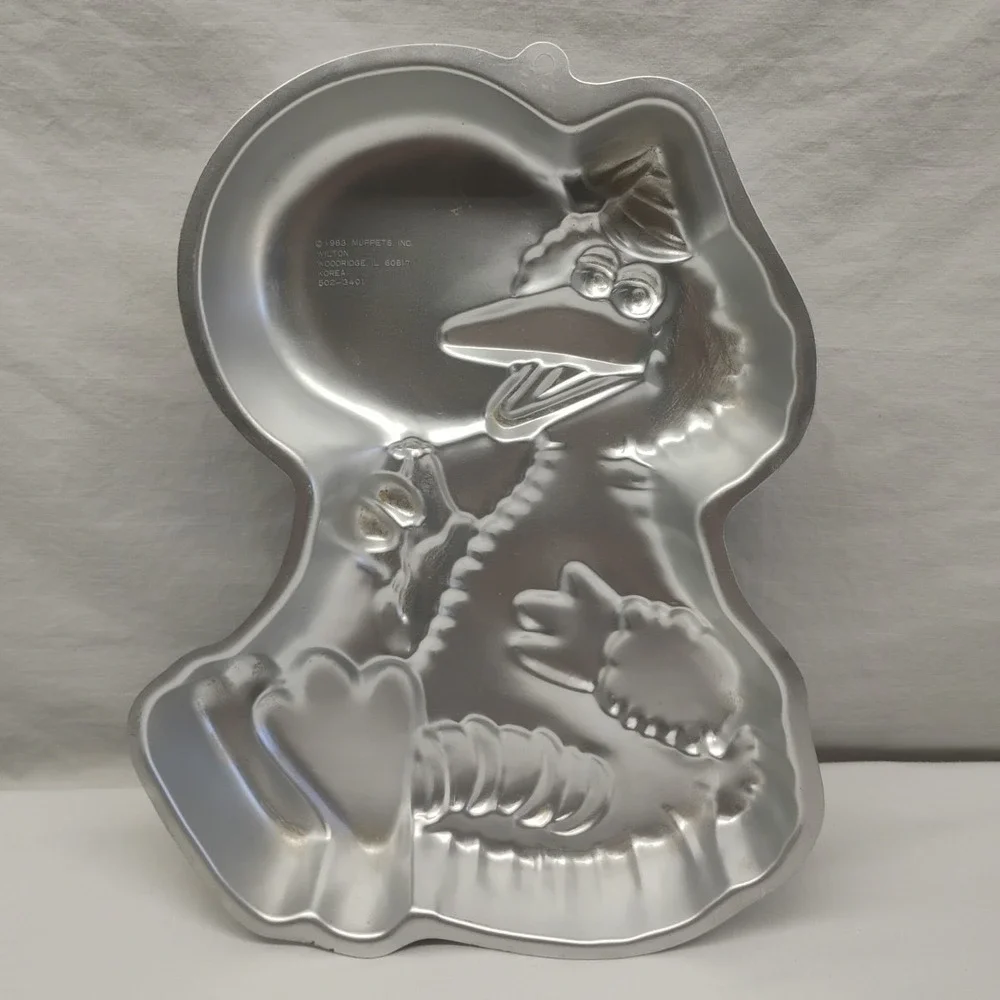 Big Bird Sesame Street Aluminum Cake Pan Mold circa 1983 Wilton 502-3401 Vintage